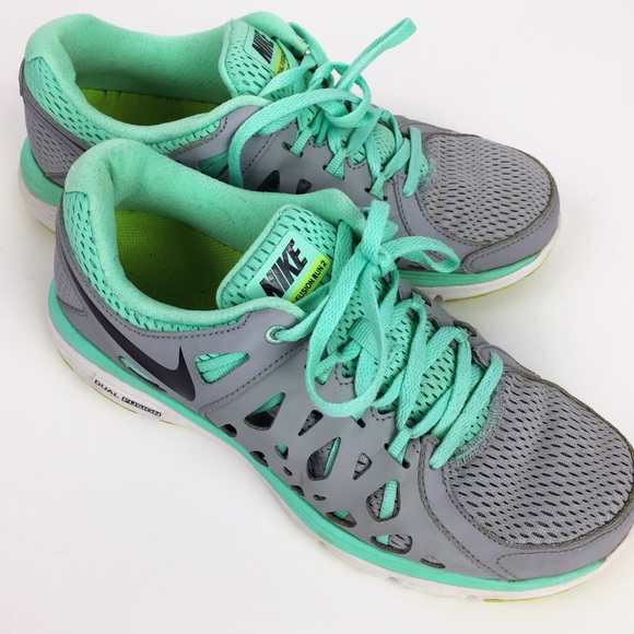 Nike Shoes - Nike Dual fusion Run 2 Gray & Mint Shoes Size 8